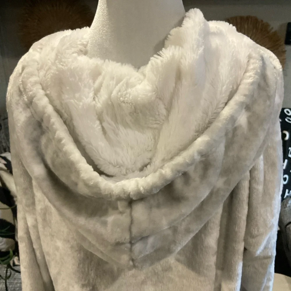 P.J. Salvage Gray Star Lounge Set Top/M Pants/S - Picture 8 of 14